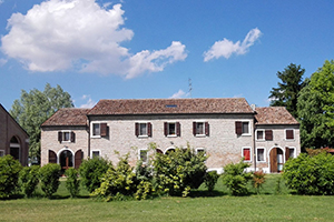 Interno della chiesa di Baura